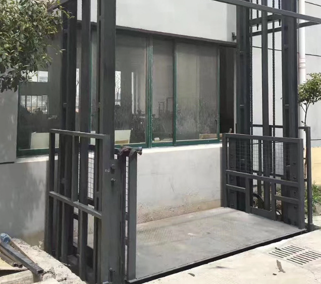 乐平导轨式施工升降机助力民生工程提速增效